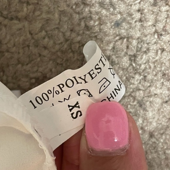 White off the shoulder lose flowy top XS - Picture 9 of 10